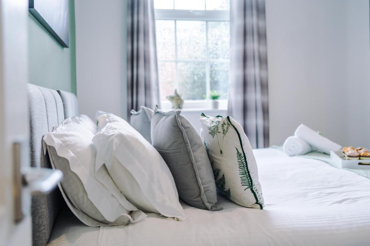Bright 1-Bed Apartment In Chester By 53 Degrees Property, Ideal For Professionals & Couples, Great Location - Sleeps 4 Екстер'єр фото
