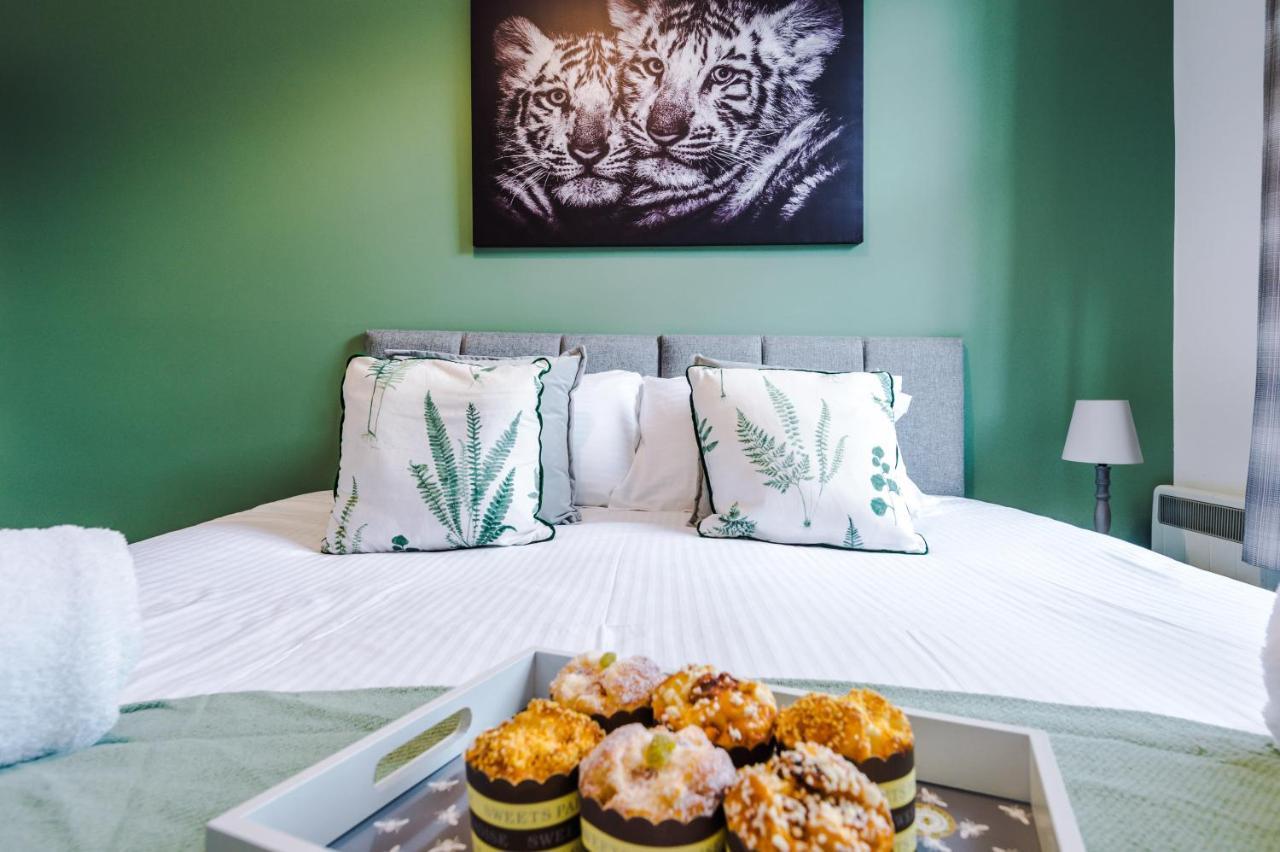 Bright 1-Bed Apartment In Chester By 53 Degrees Property, Ideal For Professionals & Couples, Great Location - Sleeps 4 Екстер'єр фото